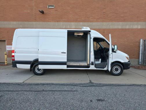 2018 Mercedes-Benz Sprinter 2500 High Roof Extended w/170  WB Van 3D