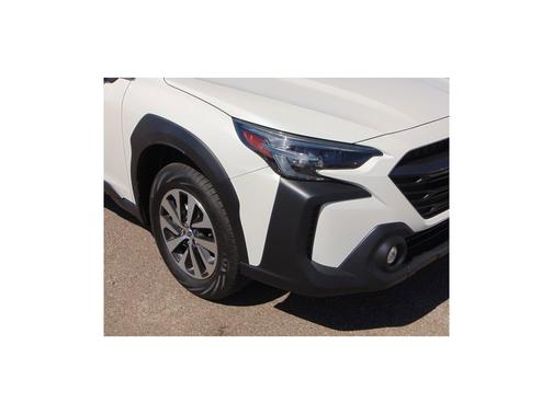 Crystal White Pearl 2025 Subaru Outback Premium