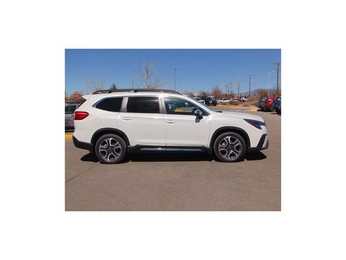 Crystal White Pearl 2023 Subaru Ascent Limited 8-Passenger