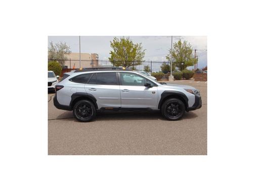 Ice Silver 2024 Subaru Outback Wilderness
