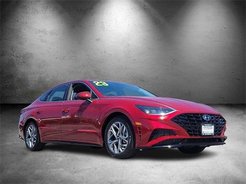 2023 Hyundai SONATA SEL