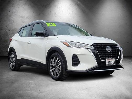 2023 Nissan Kicks SV