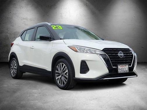 2023 Nissan Kicks SV