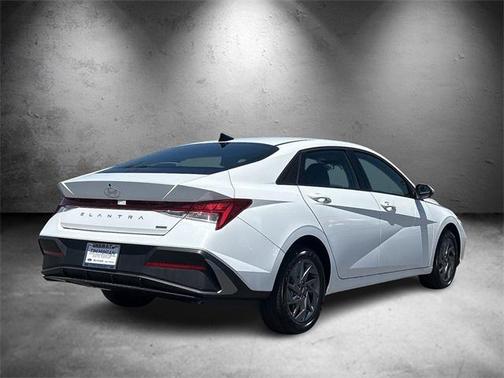 2025 Hyundai ELANTRA HEV Blue