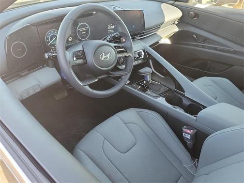 2026 Hyundai ELANTRA HEV Limited