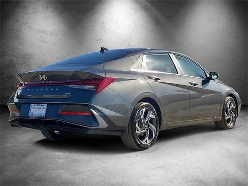 2026 Hyundai ELANTRA HEV Limited