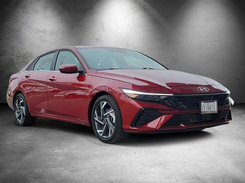 2025 Hyundai ELANTRA SEL Convenience
