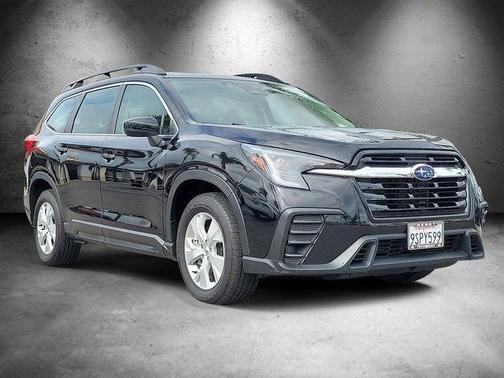 2023 Subaru Ascent Base 8-Passenger