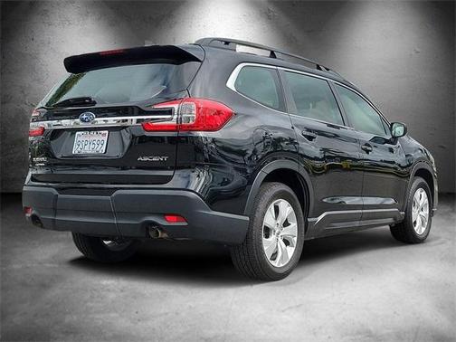2023 Subaru Ascent Base 8-Passenger