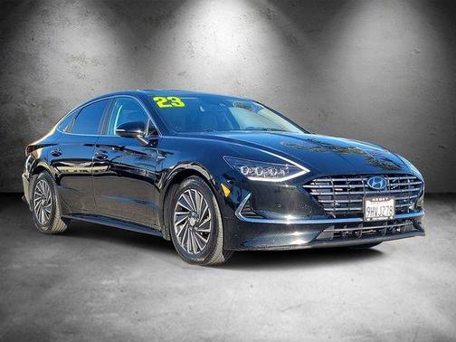 2023 Hyundai SONATA Hybrid Limited