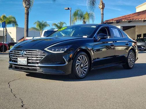2023 Hyundai SONATA Hybrid Limited