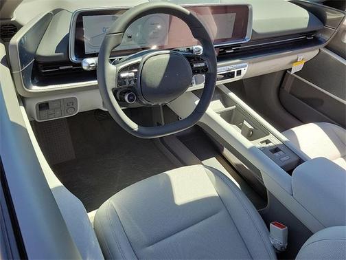 2025 Hyundai IONIQ 6 SEL