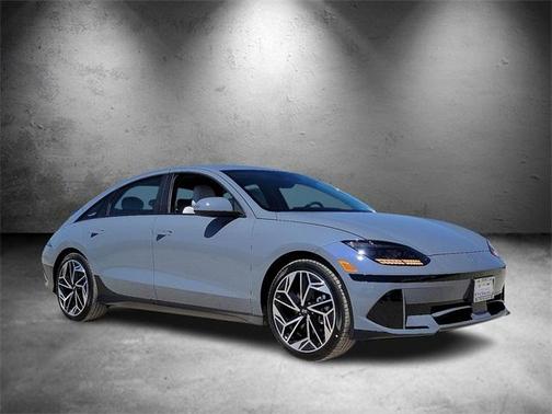 2025 Hyundai IONIQ 6 SEL
