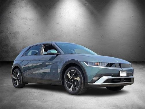 2025 Hyundai IONIQ 5 SE