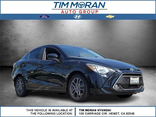 2020 Toyota Yaris Sedan LE