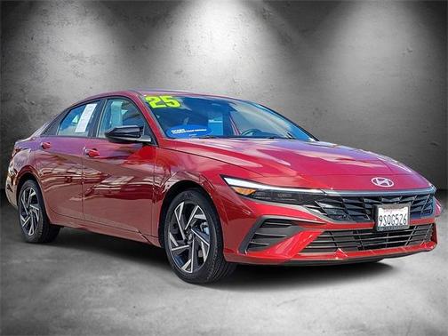 2025 Hyundai ELANTRA SEL Sport