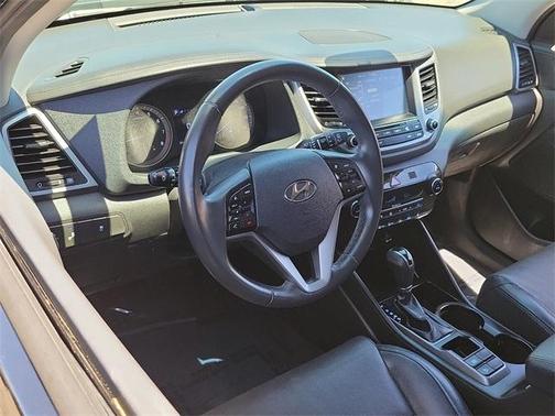 2017 Hyundai TUCSON SE Plus