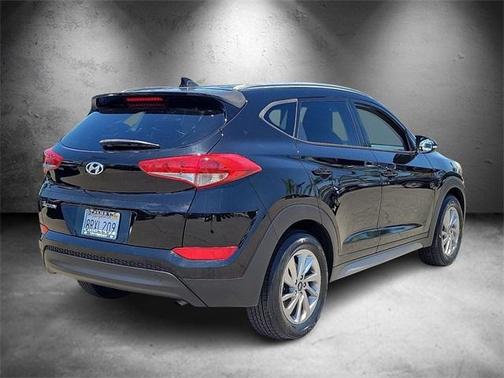 2017 Hyundai TUCSON SE Plus