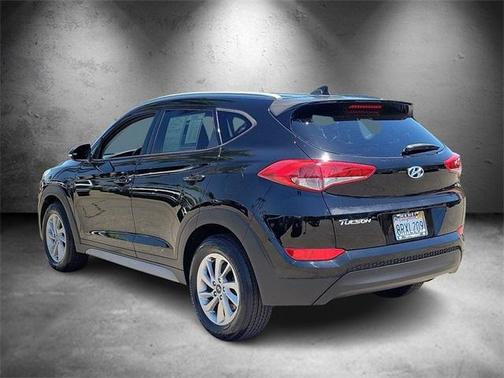 2017 Hyundai TUCSON SE Plus