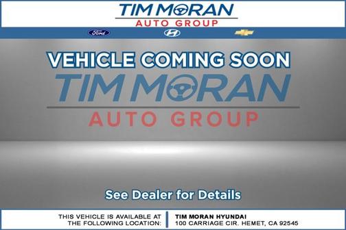 White 2022 Hyundai TUCSON SEL