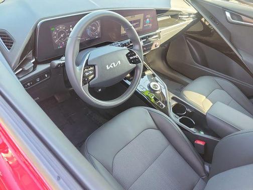 2025 Kia Niro EV Wind