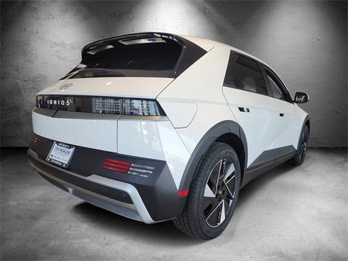 2025 Hyundai IONIQ 5 SE Standard Range