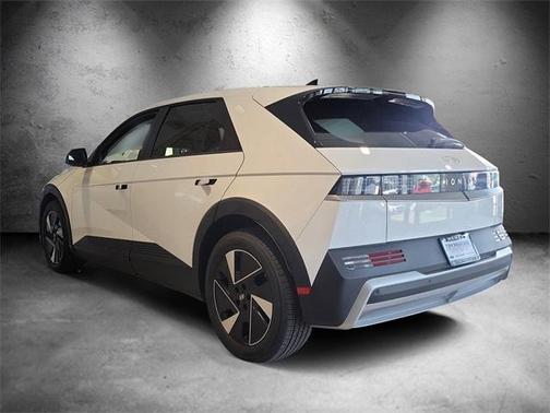 2025 Hyundai IONIQ 5 SE Standard Range