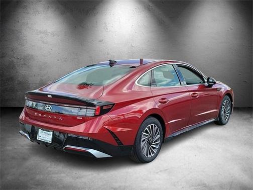 2025 Hyundai SONATA Hybrid SEL