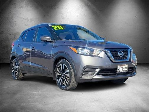 2020 Nissan Kicks SV