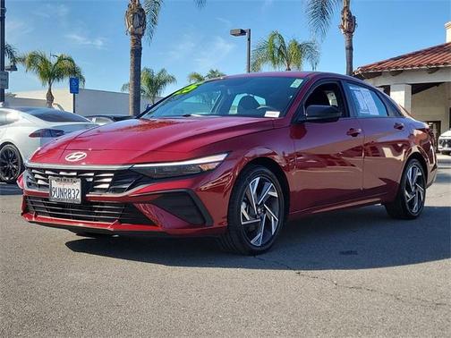 2025 Hyundai ELANTRA HEV SEL