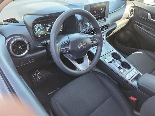2023 Hyundai KONA EV SE