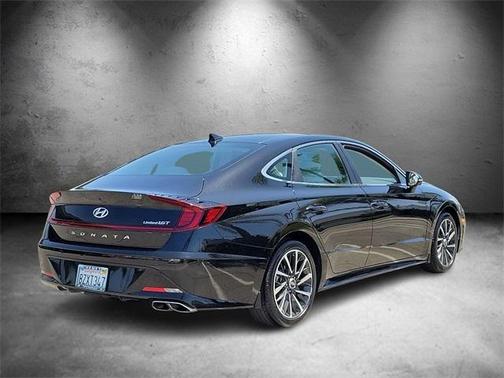 2022 Hyundai SONATA Limited