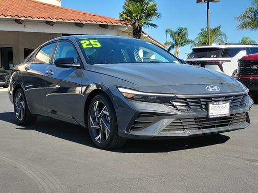 Gray 2025 Hyundai ELANTRA SEL Sport