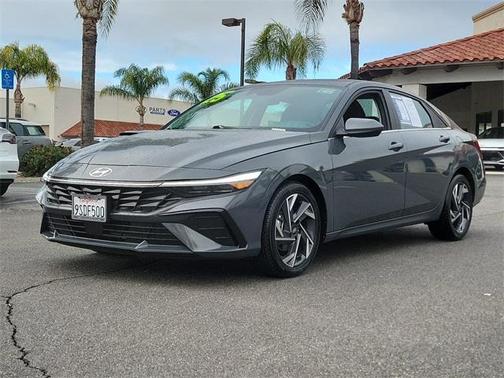 2025 Hyundai ELANTRA SEL Convenience