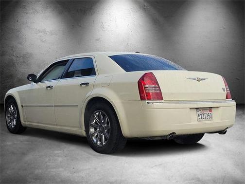 2006 Chrysler 300C Base