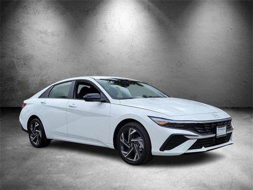 2025 Hyundai ELANTRA HEV SEL Sport