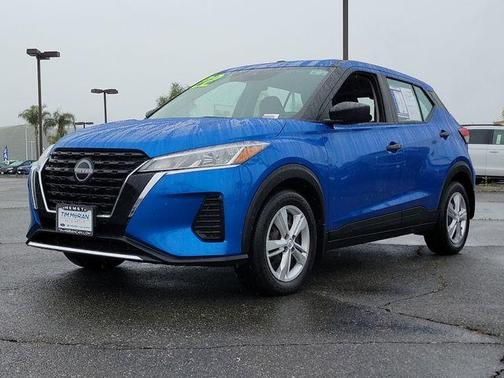2023 Nissan Kicks S