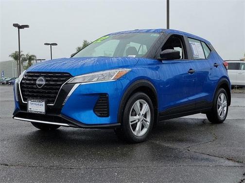 2023 Nissan Kicks S