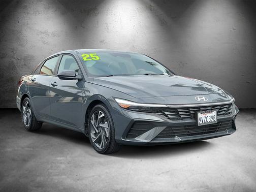 Gray 2025 Hyundai ELANTRA SEL Sport