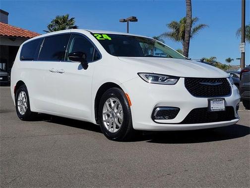 2024 Chrysler Pacifica Touring-L