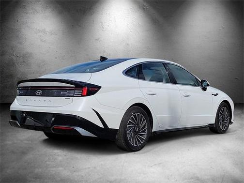 2026 Hyundai SONATA Hybrid SEL
