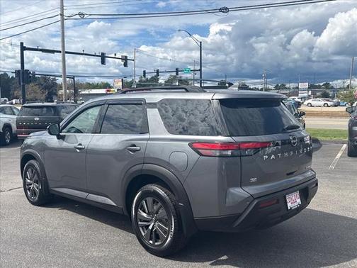 Gun Metallic 2023 Nissan Pathfinder SV