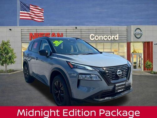 2 Tone Gray / Black Roof 2023 Nissan Rogue SV
