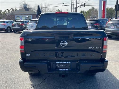 Black 2023 Nissan Frontier SV