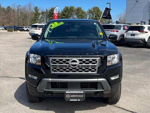 Black 2023 Nissan Frontier SV