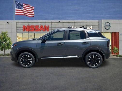 Gun Metallic 2026 Nissan Kicks SV