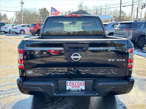 2024 Nissan Frontier 