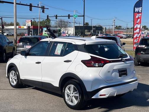 Fresh Powder 2024 Nissan Kicks S