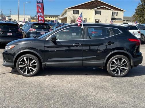 2017 Nissan Rogue Sport SL