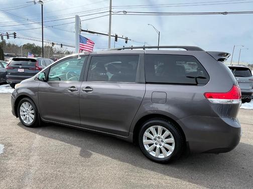 2012 Toyota Sienna LE